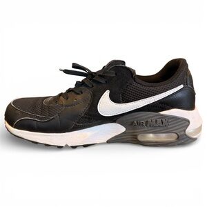 Nike Air Max Black Excee and White Athletic Shoes